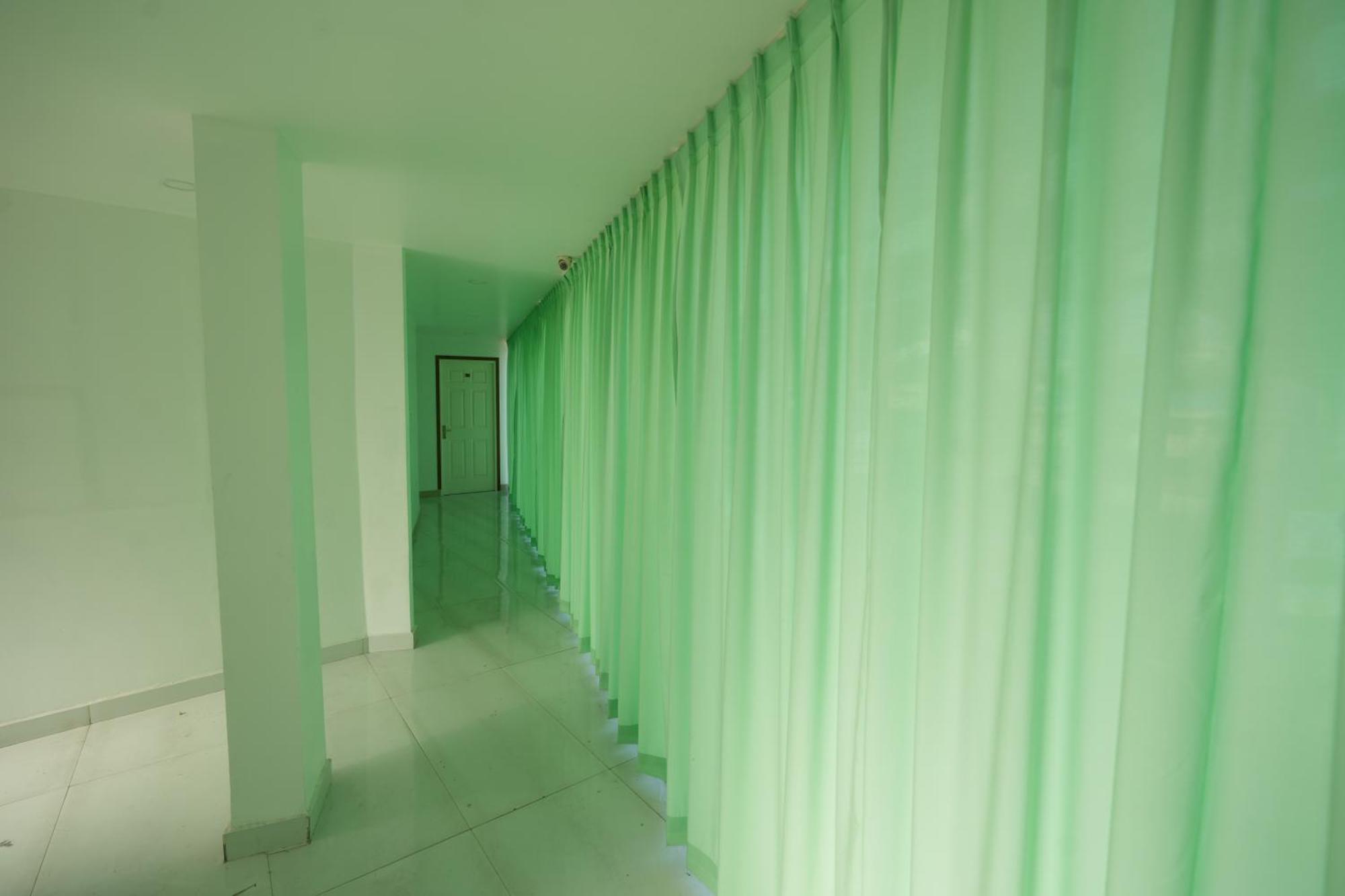 Amsher Suit Lulu Mall Road Hotel Kochi Kültér fotó