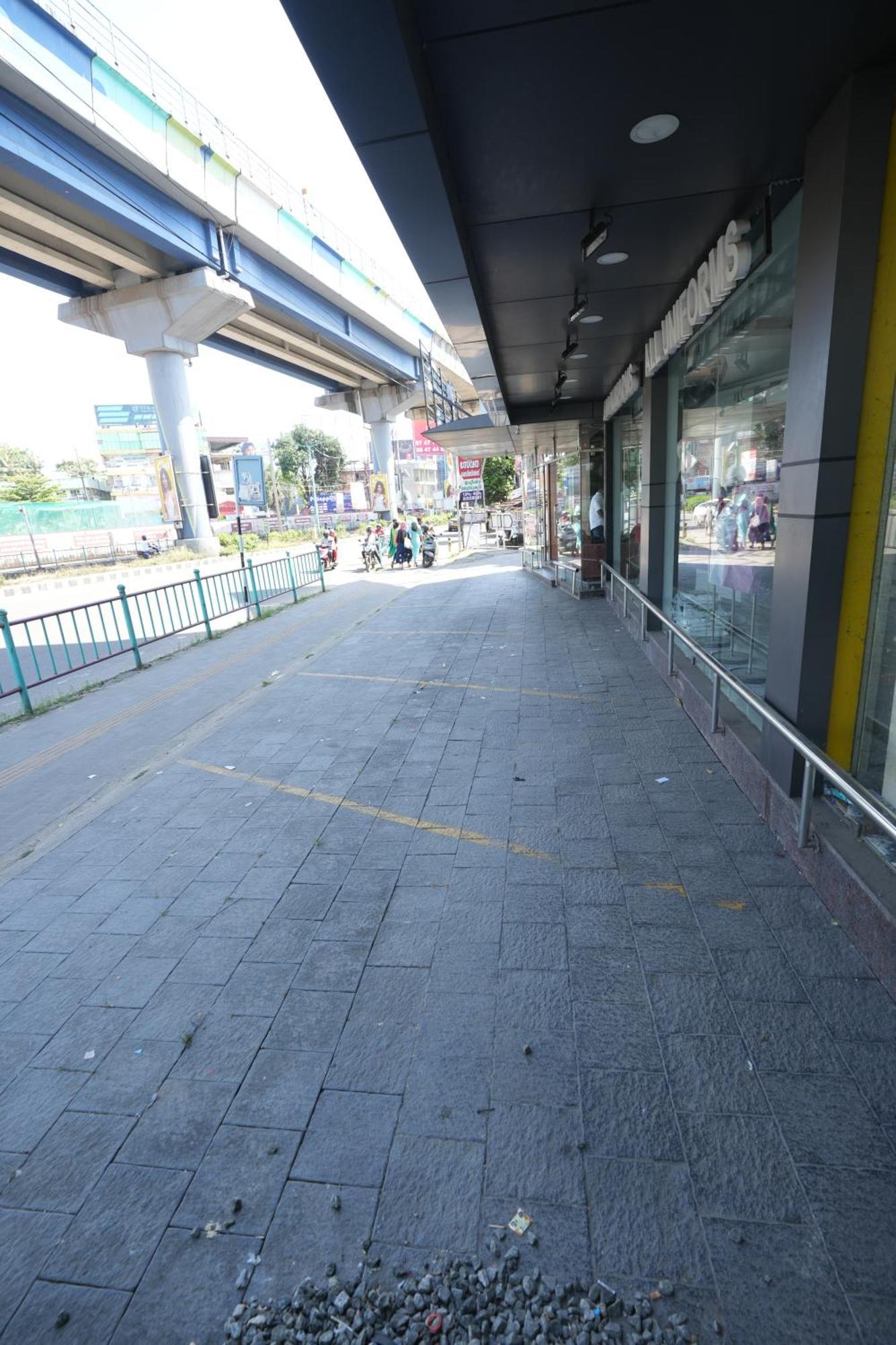 Amsher Suit Lulu Mall Road Hotel Kochi Kültér fotó